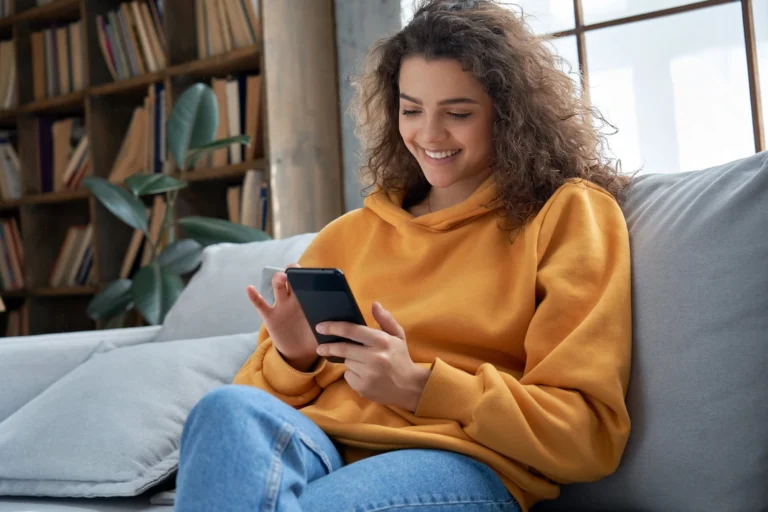 How Social Media Affects Your Teen’s Mental Health